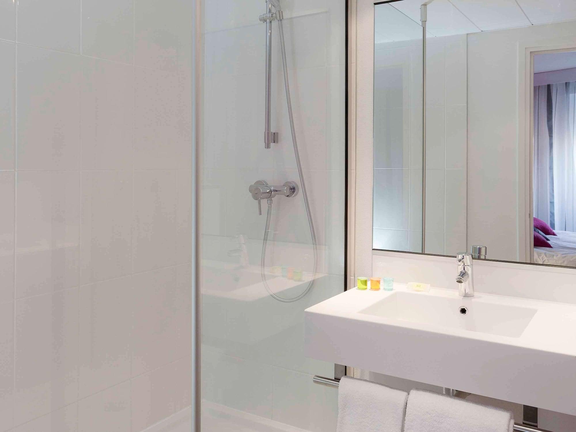 Ibis Styles Grenoble Centre Gare Hotell Exteriör bild