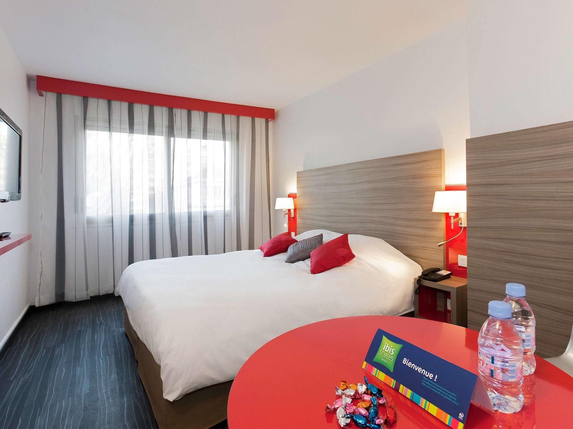 Ibis Styles Grenoble Centre Gare Hotell Exteriör bild