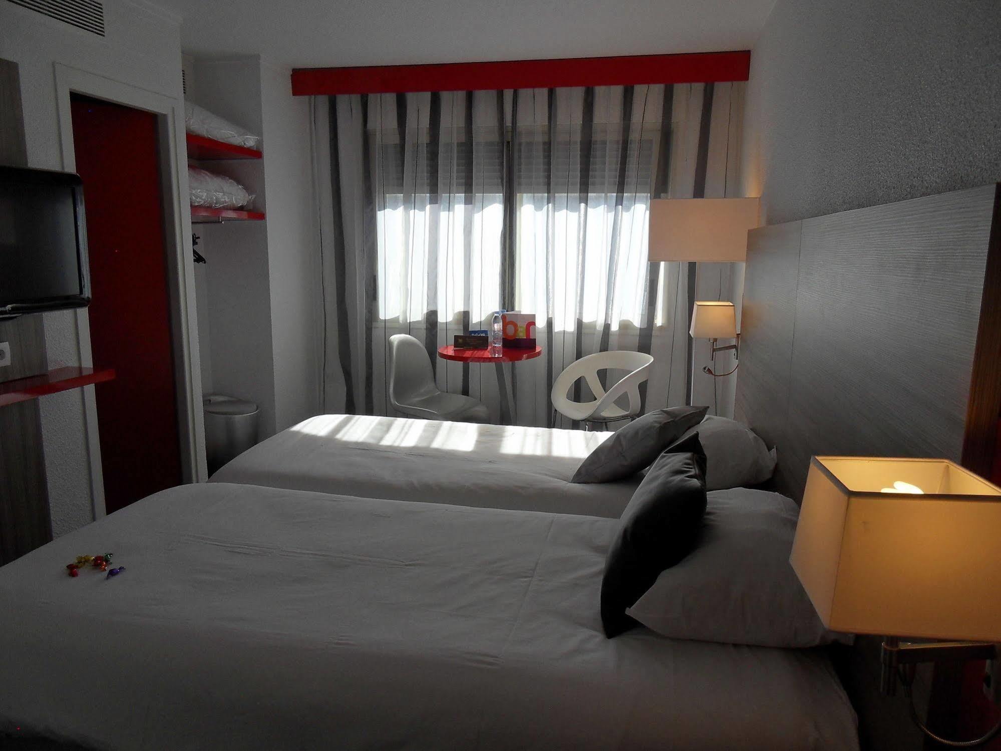 Ibis Styles Grenoble Centre Gare Hotell Exteriör bild